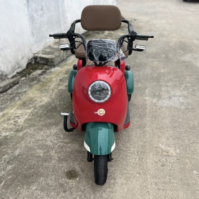 z4220211845578_88f8c861bf24e7d7aa28d61b12794d3b-1-400x400-1