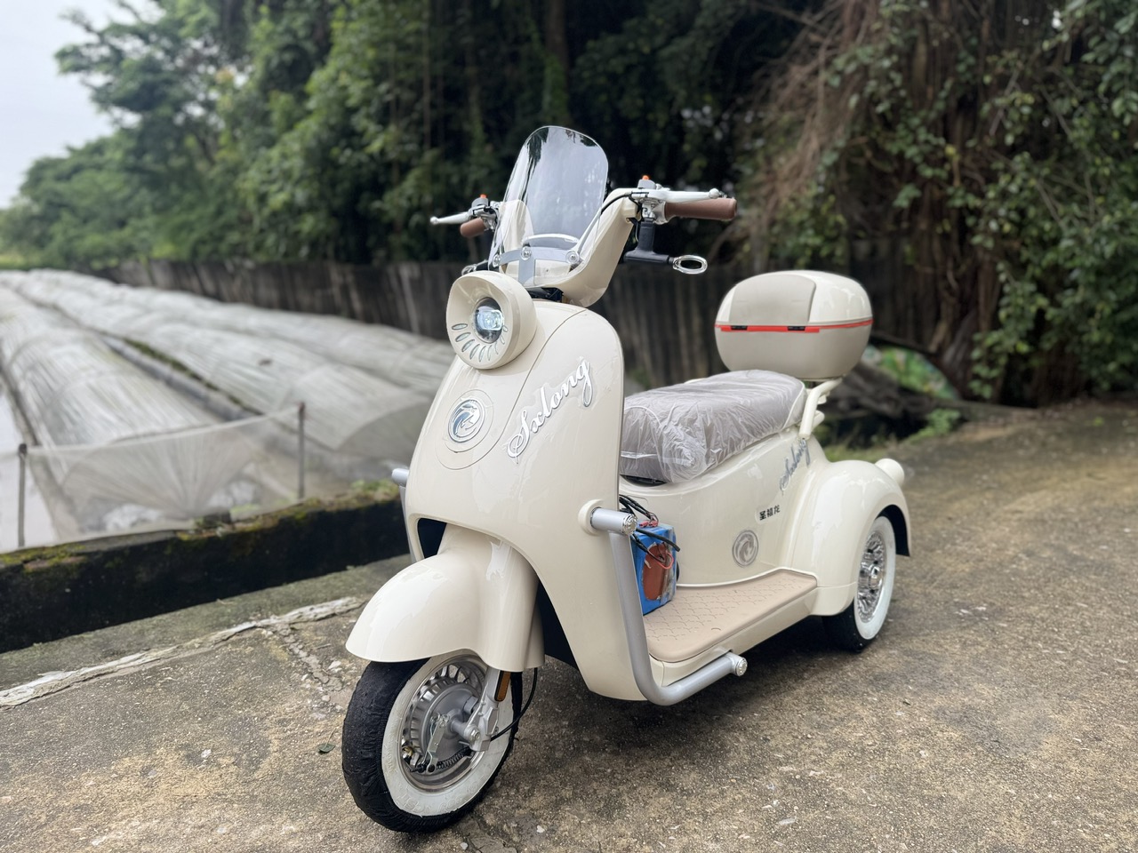 SXLONG MINI Cổ điển – Xe điện 3 bánh 600W, 5 bình 48V30Ah, tải trọng 250kg