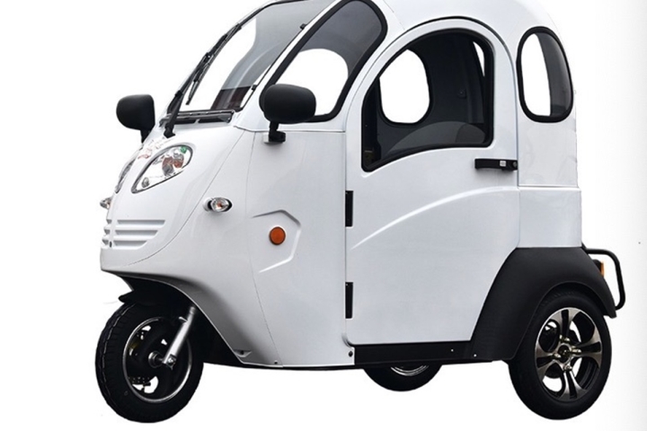 Xe điện 3 bánh có cần bằng lái không?